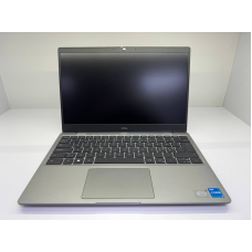 Ноутбук Dell Latitude 3330 — б/в (з візуальним дефектом)